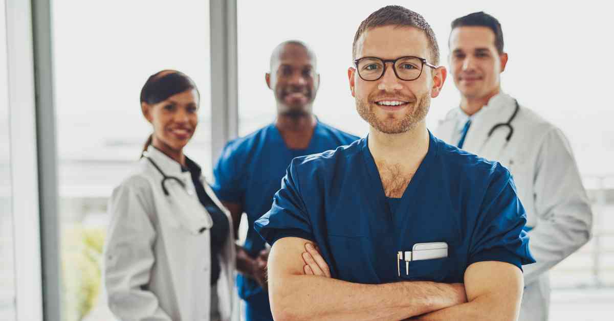 what kind of doctor treats arthritis